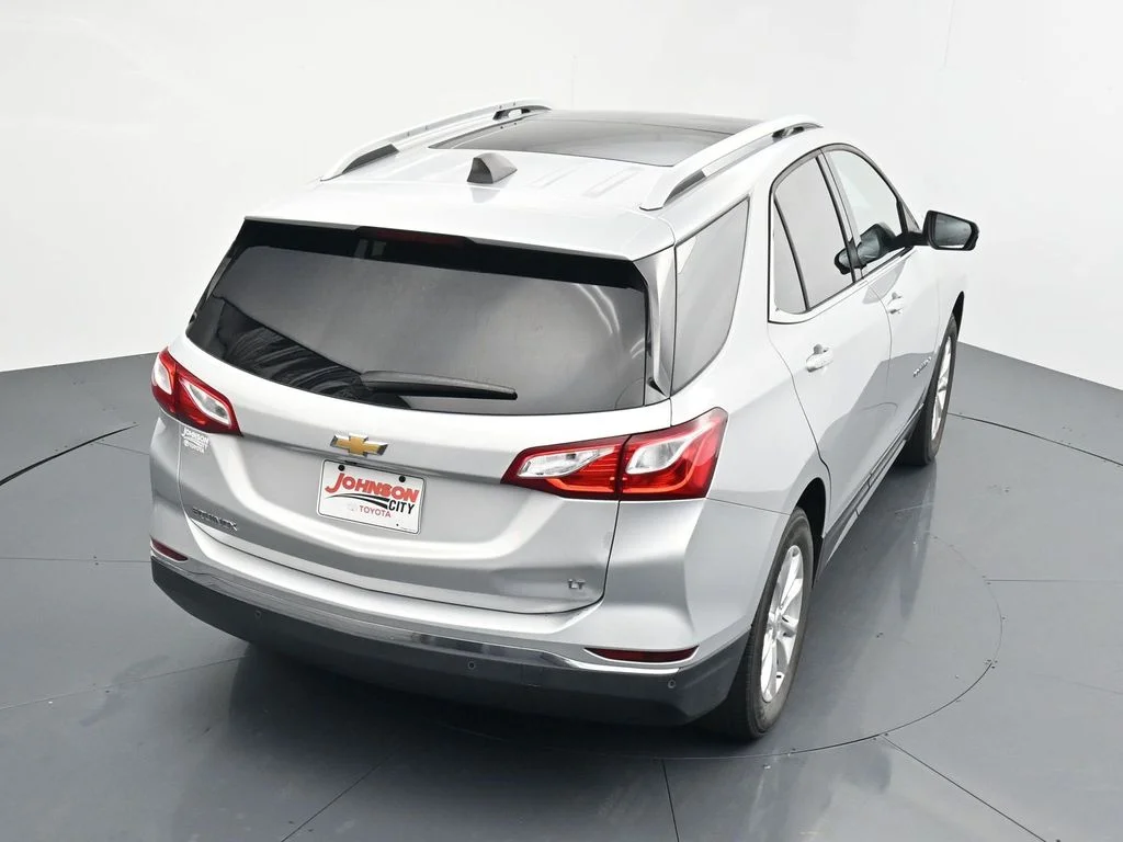 Used 2018 Silver Chevrolet LT image 27