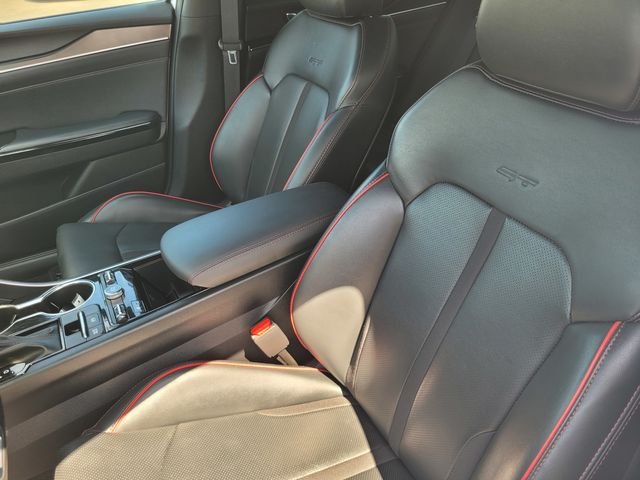 Used 2024 White Kia GT image 13