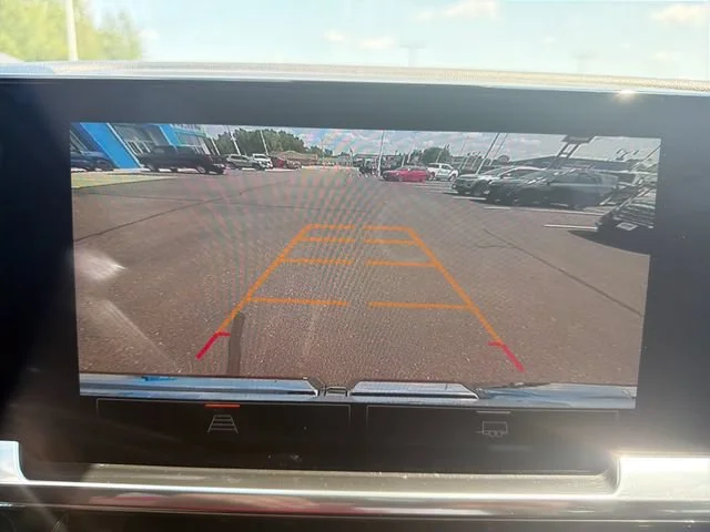 Used 2023 Summit White GMC SLE image 24