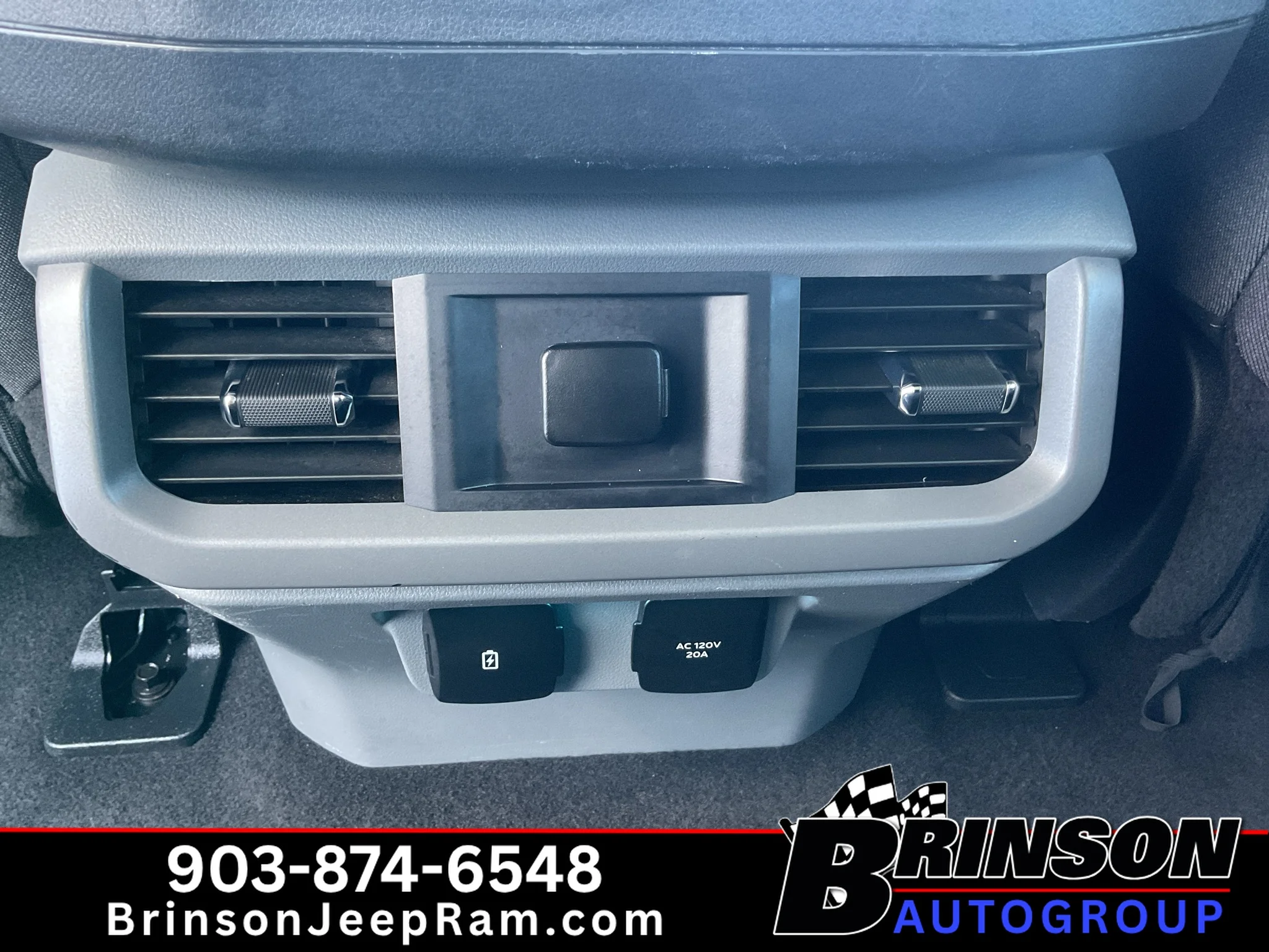 Used 2024 Carbonized Gray Metallic Ford XLT image 16