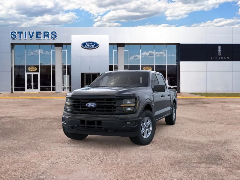 New 2026 Black Ford XLT image 3