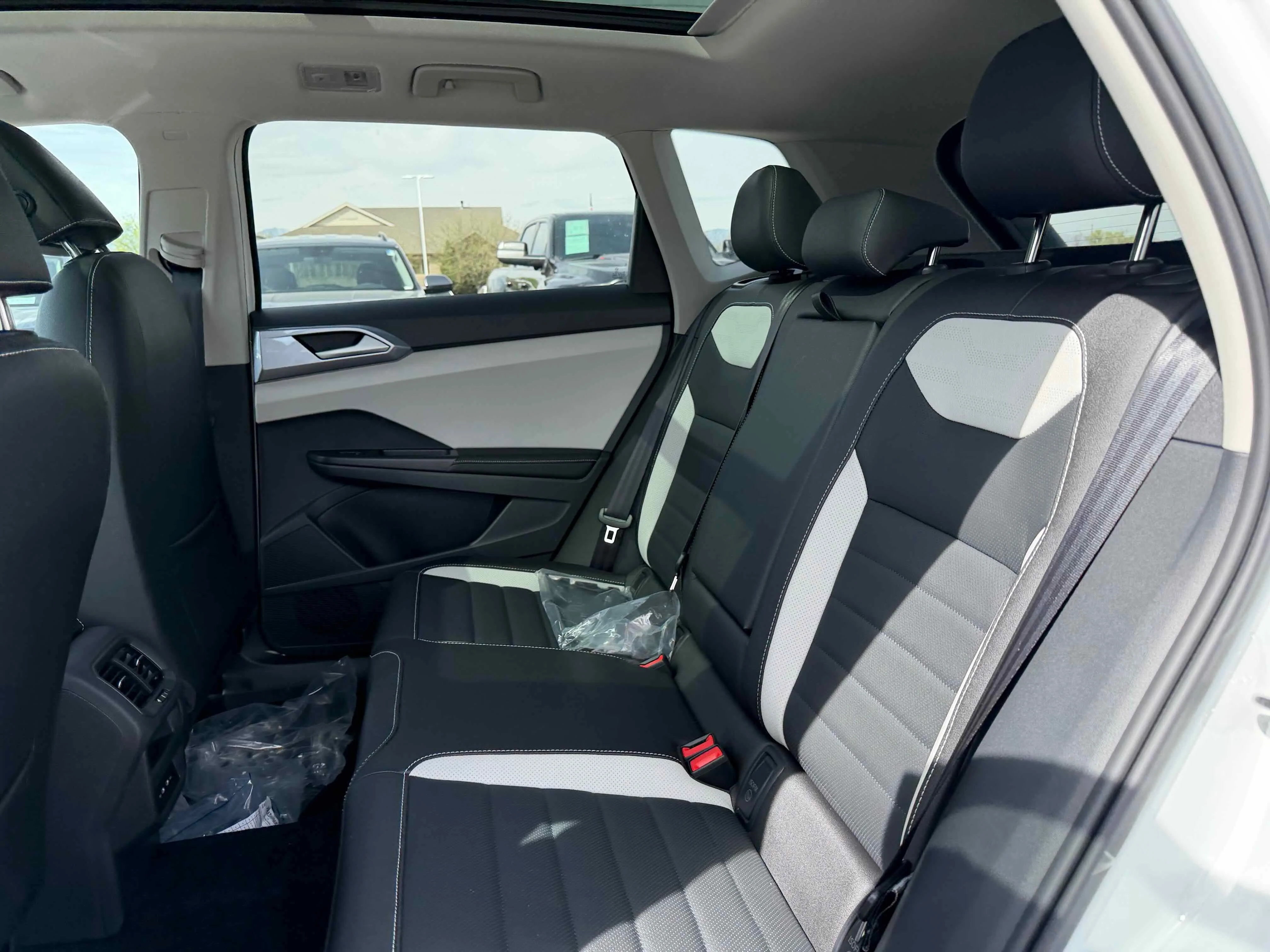 New 2026 Pure White Volkswagen SEL image 28