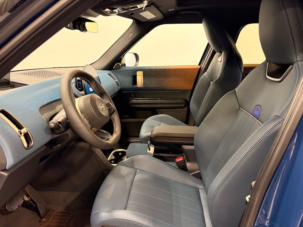 Used 2026 Indigo Sunset Blue Metallic MINI  image 12