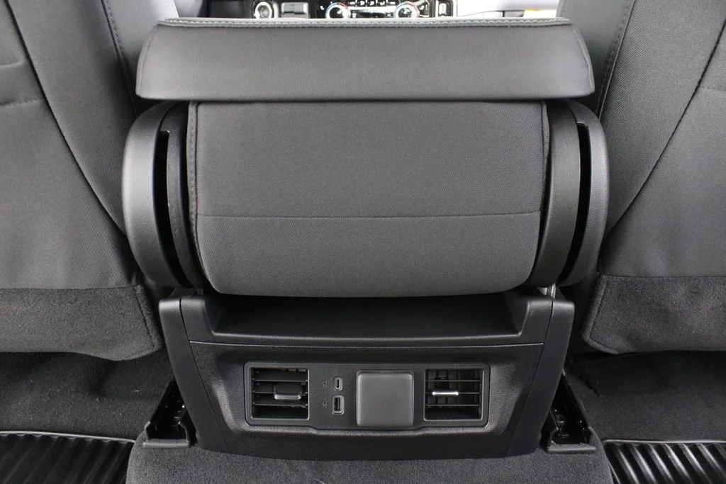 New 2026 Onyx Black GMC Elevation image 17