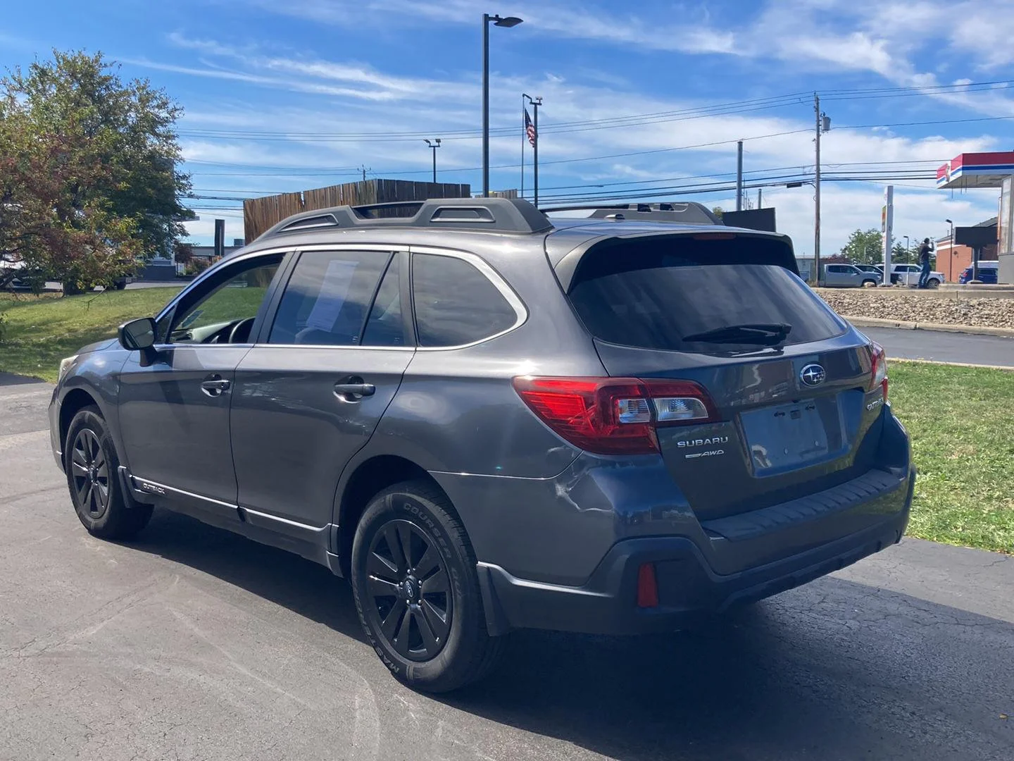 Used 2019 Magnetite Gray Metallic Subaru  image 5
