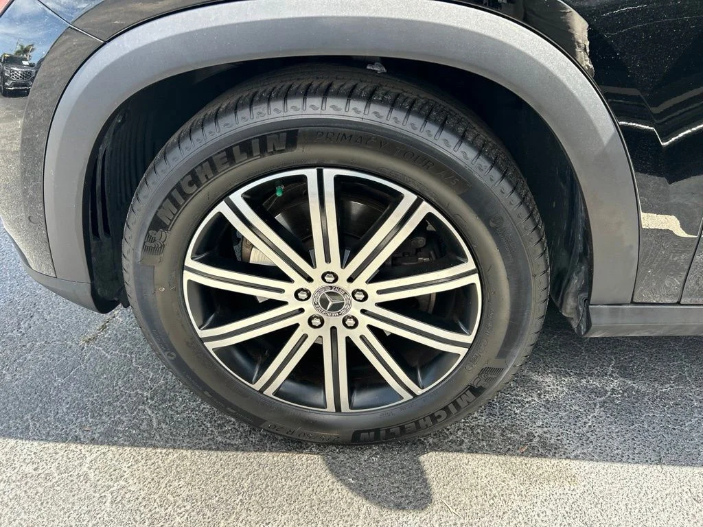 Certified Used 2026 Black Mercedes-Benz GLE 350 image 52