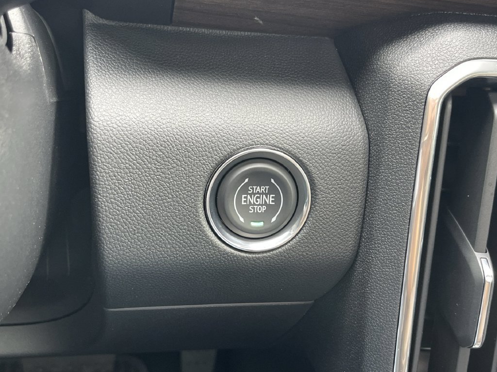 2027 GMC Acadia Denali Ultimate - Photo 17