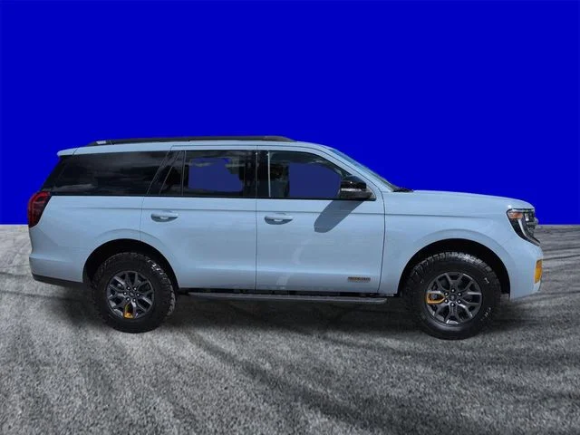 New 2026 Glacier Gray Metallic Tri-Coat Ford Tremor® image 3
