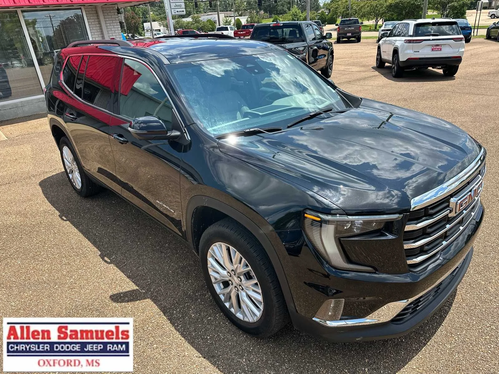 Used 2026 Ebony Twilight Metallic GMC FWD Elevation image 2
