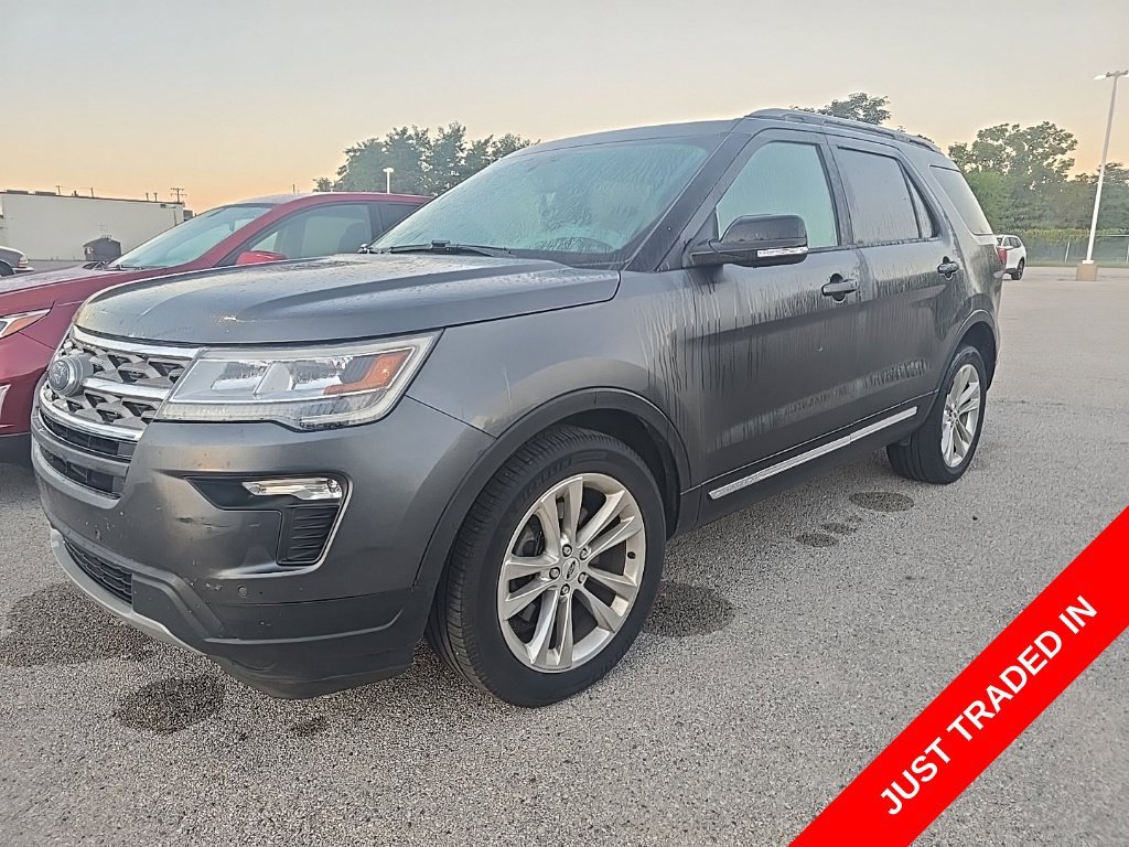 Used 2018 Gray Ford XLT image 1