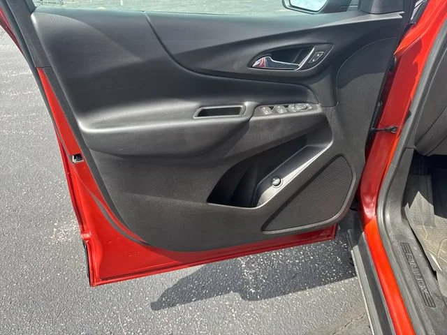 Used 2020 CAYENNE ORANGE METALLIC Chevrolet LT image 12
