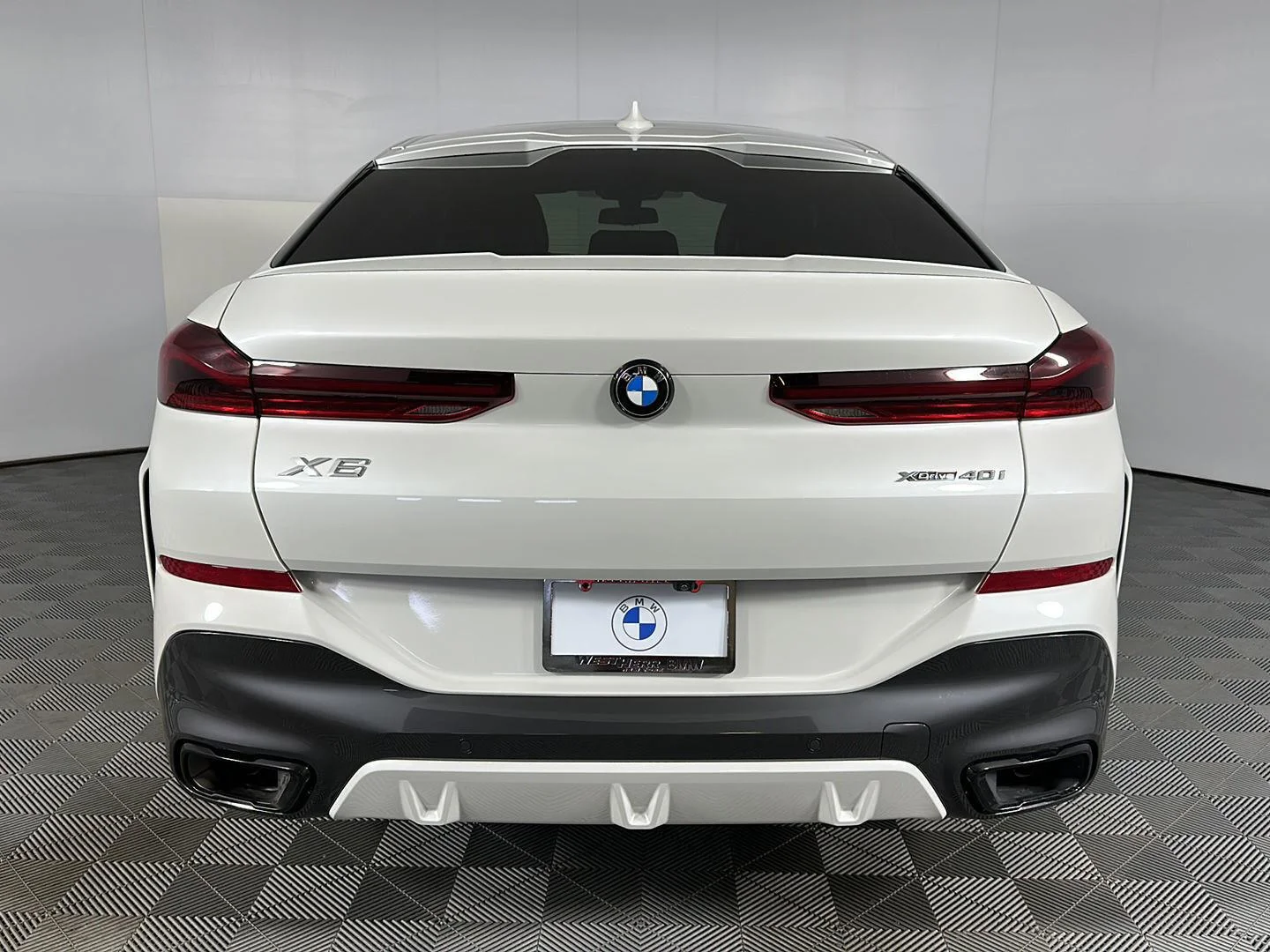 Used 2022 Mineral White Metallic BMW xDrive40i image 50