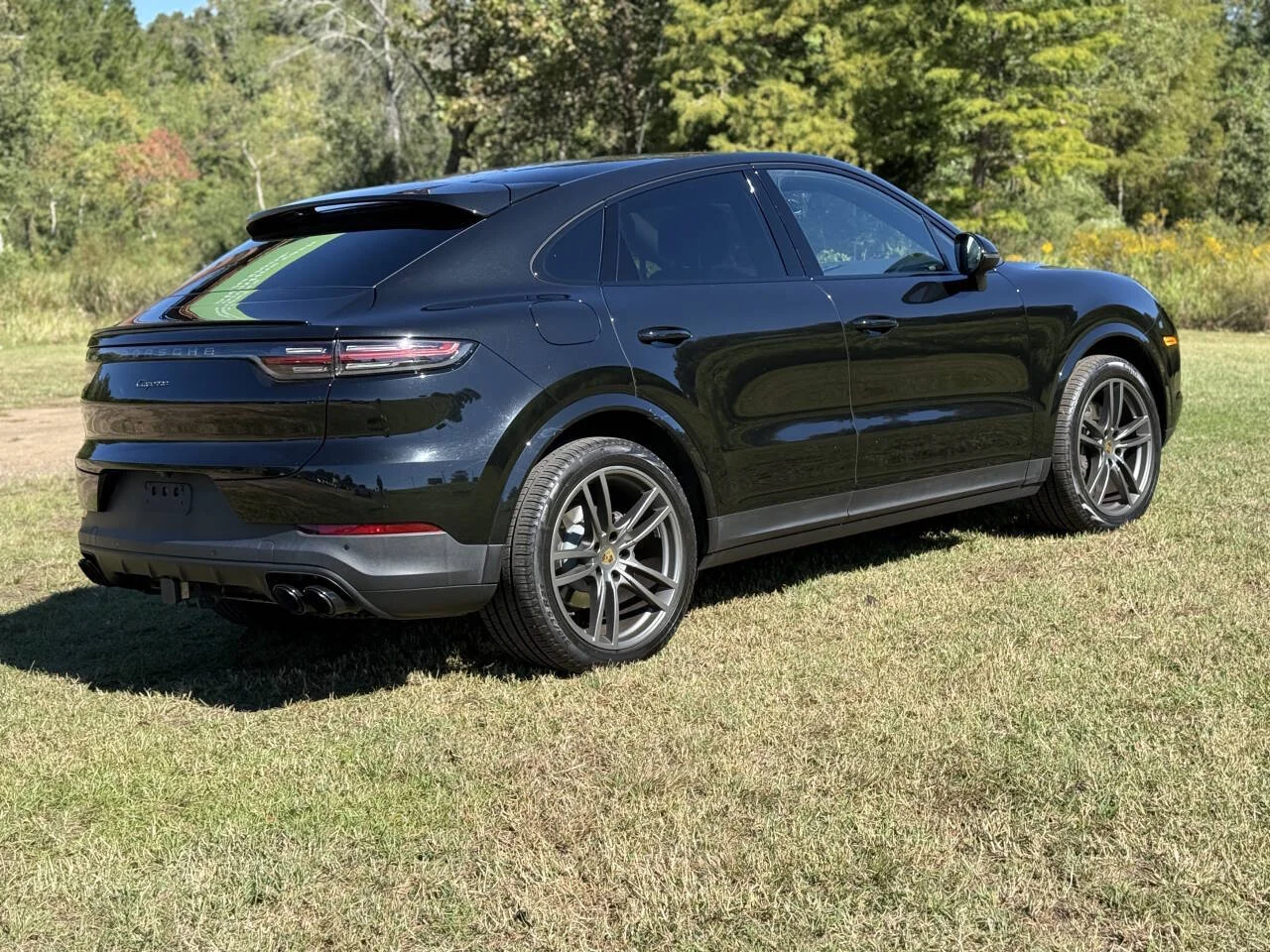 Used 2023 Black Porsche Coupe Platinum Edition AWD 4dr SUV image 3