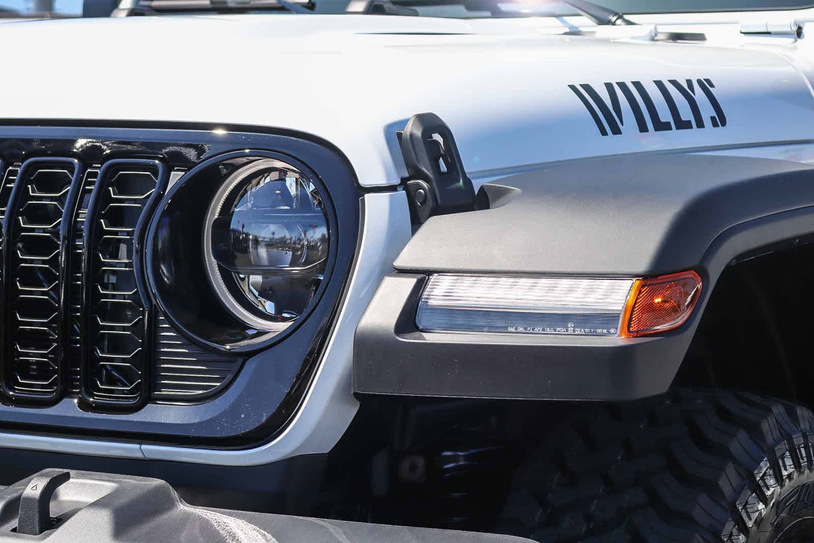 New 2026 Bright White Clear-Coat Exterior Paint Jeep Willys image 8
