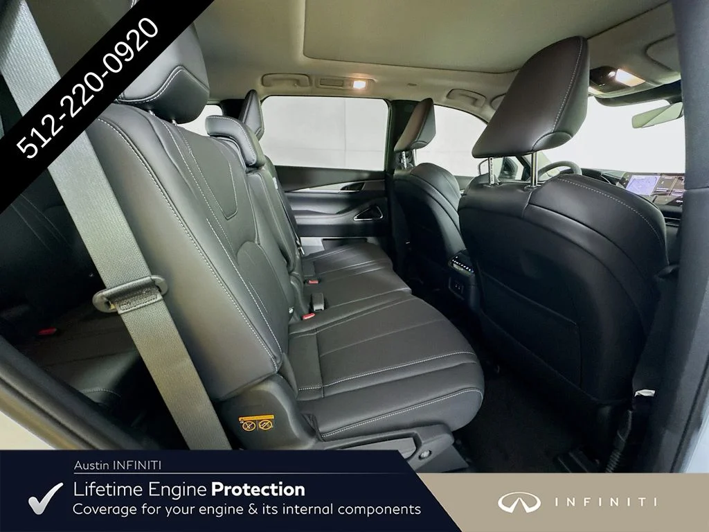 New 2027 RADIANT WHITE INFINITI LUXE image 37