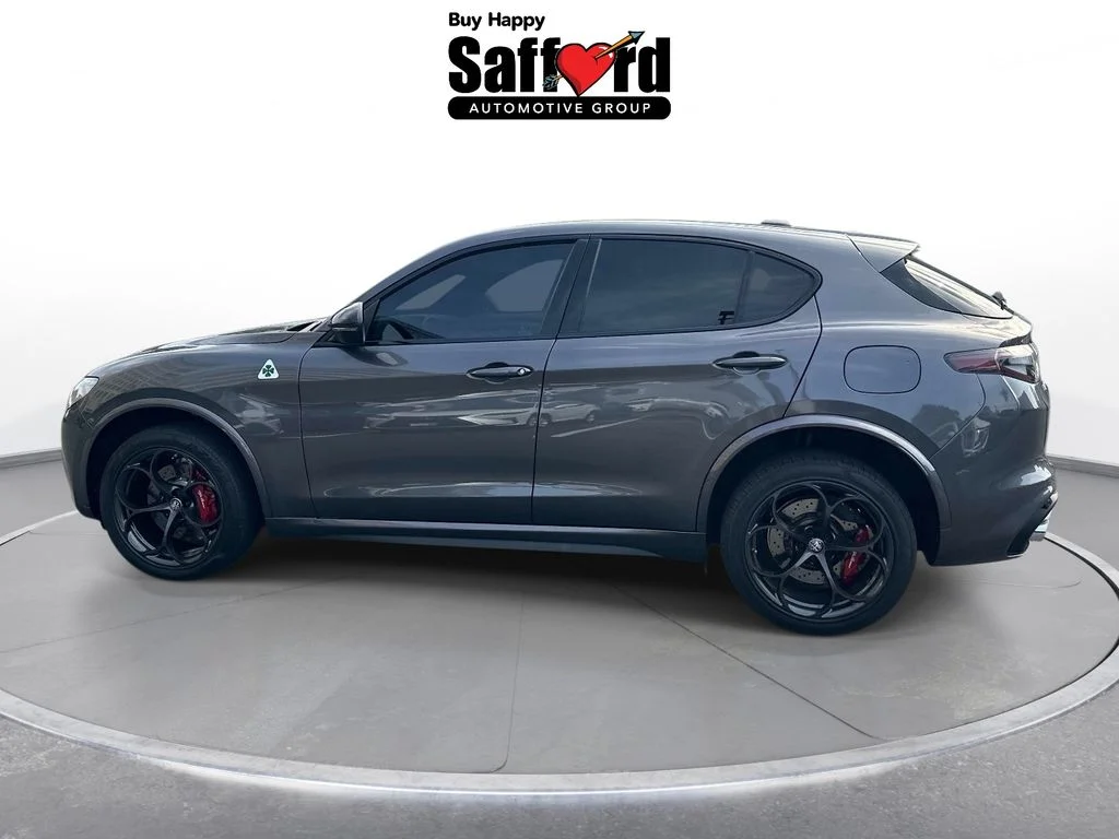 Used 2024 Vesuvio Gray Metallic Alfa Romeo Quadrifoglio image 4