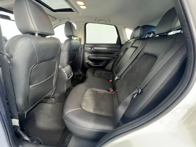 Used 2018 White Mazda Touring image 13