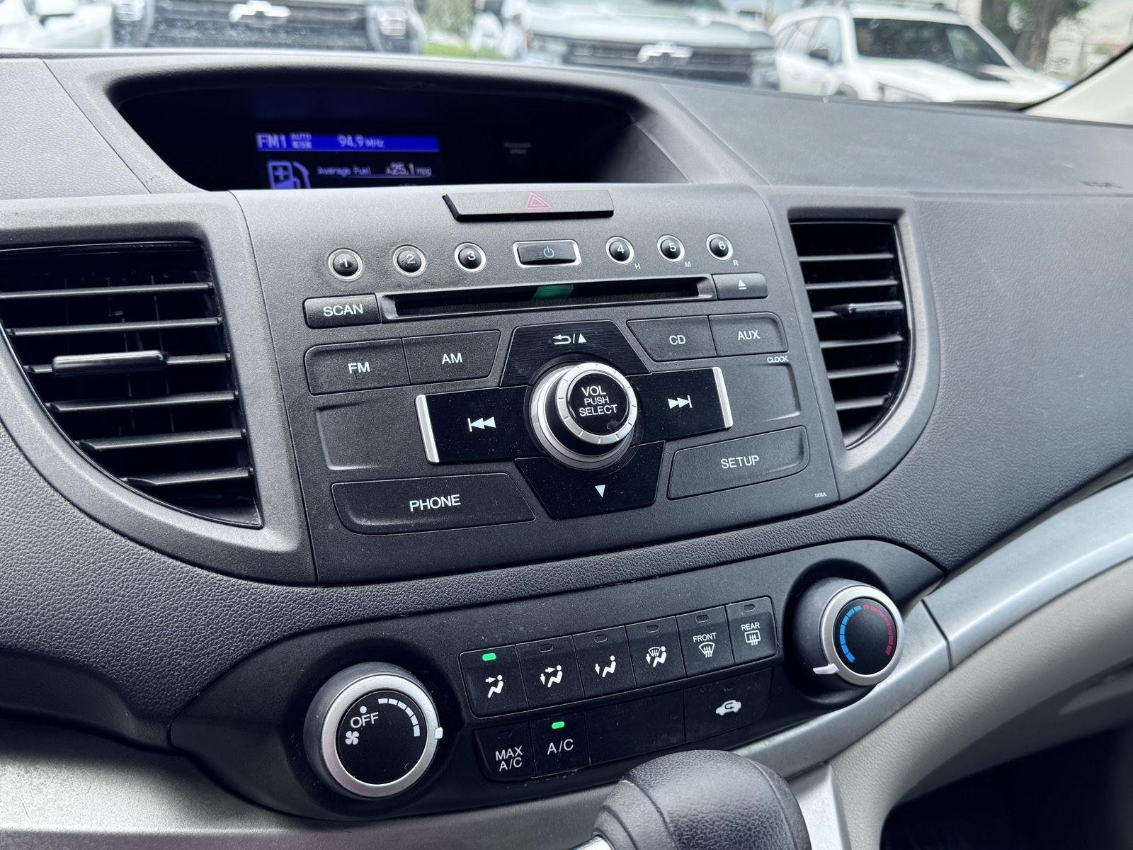 Used 2014 Gray Honda LX image 30