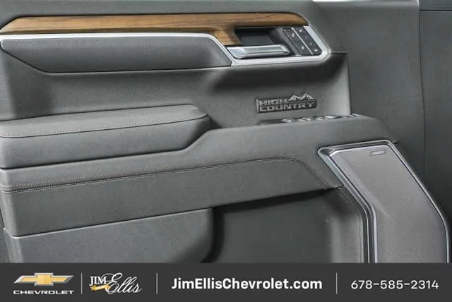 New 2026 Sterling Gray Metallic Chevrolet High Country image 7