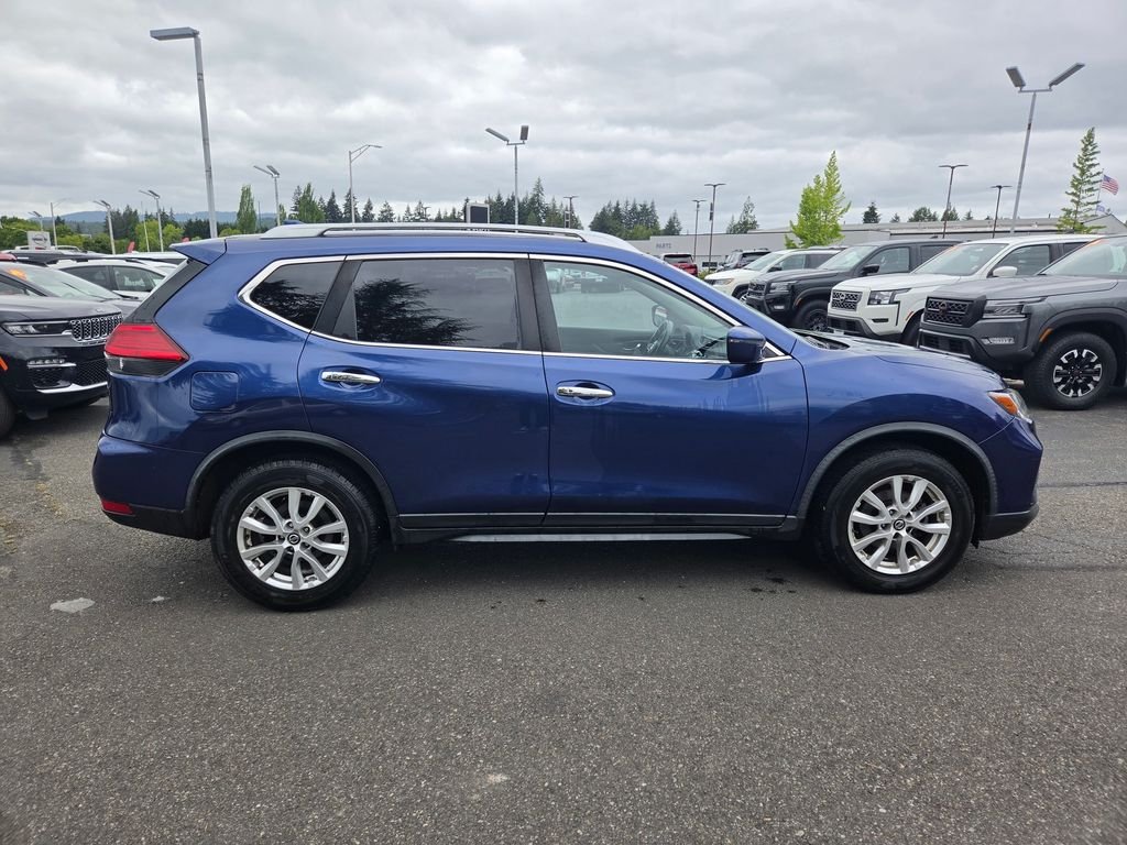 Used 2017 Blue Nissan SV image 7