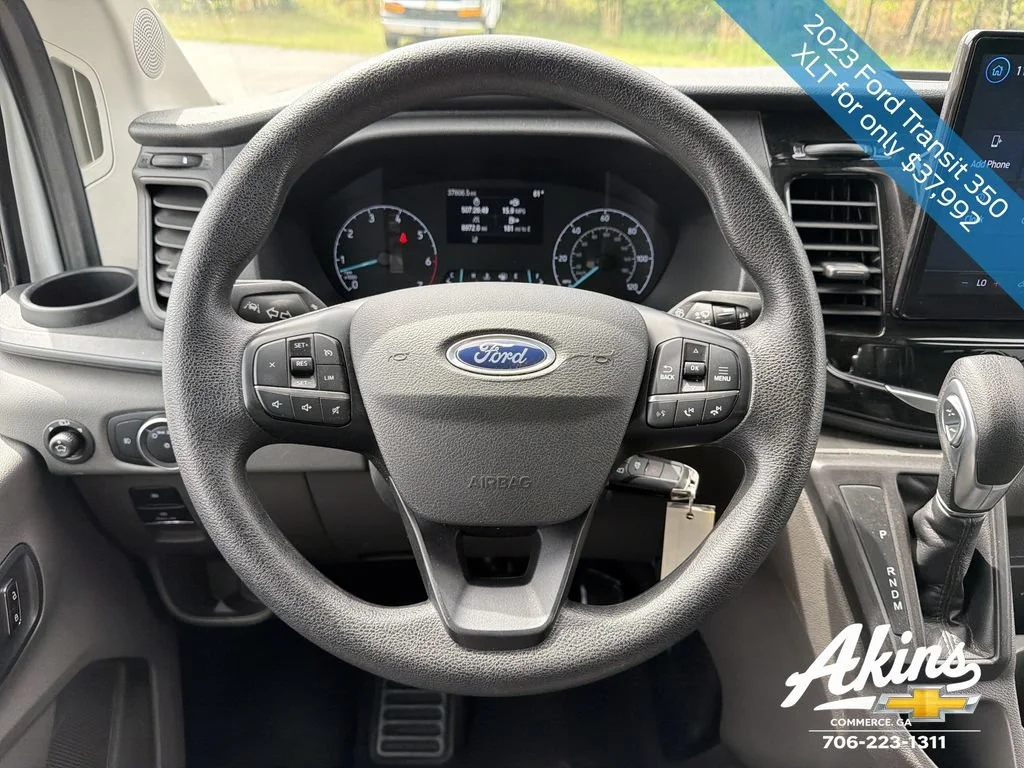 Used 2023 White Ford XL image 26