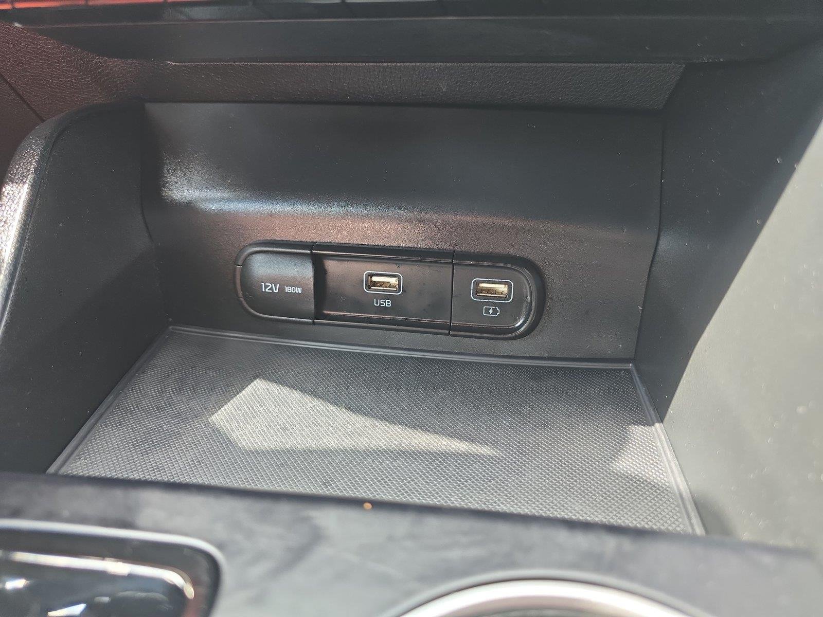 Used 2023 Wolf Gray Kia GT-Line image 27