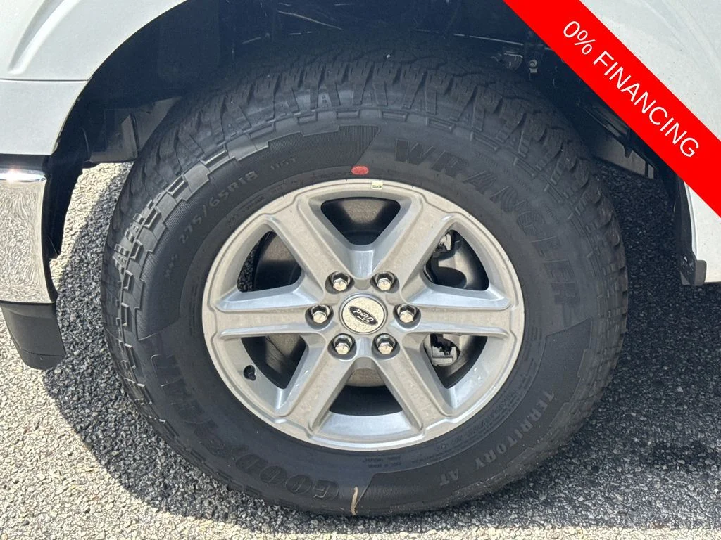 New 2026 Oxford White Ford XLT image 11