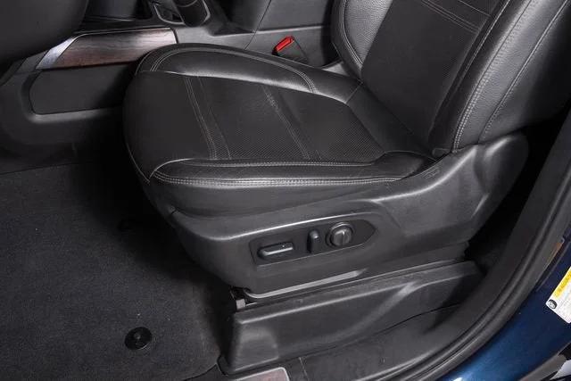 Used 2023 Pacific Blue Metallic GMC Denali image 20