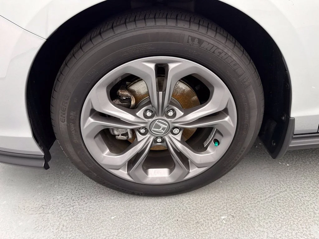 Used 2024 Meteorite Gray Metallic Honda EX image 4
