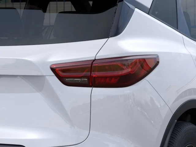 New 2026 Summit White Chevrolet 2LT image 11