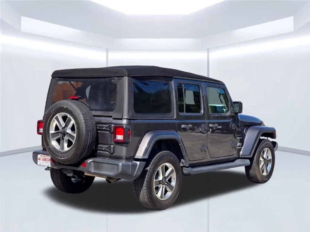 Used 2022 Gray Jeep Unlimited Sahara image 18
