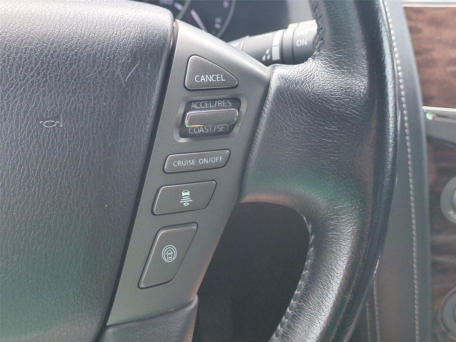 Used 2019 Gun Metallic Nissan Platinum image 21
