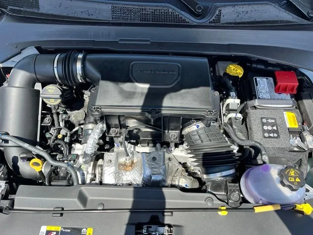 New 2026 Bright White Clear-Coat Exterior Paint Jeep Trailhawk image 28