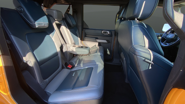 Used 2021 Cyber Orange Metallic Tricoat Ford Outer Banks image 25