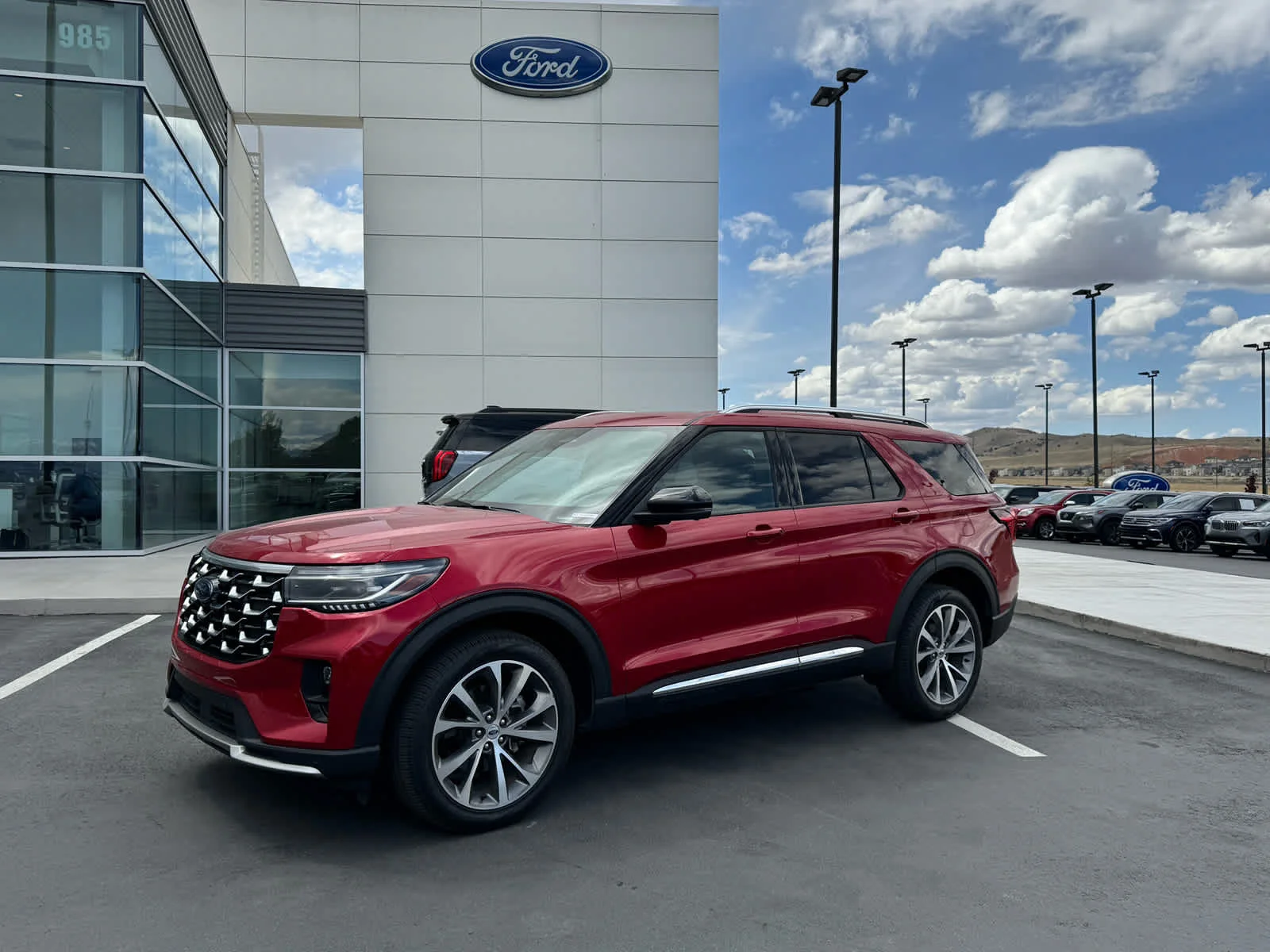2025 Ford Explorer Platinum 4WD (PL535)'s photo