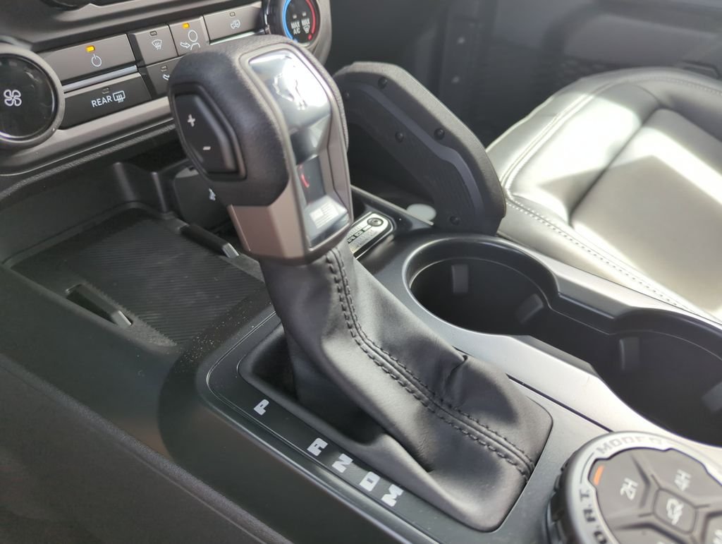 New 2026 Velocity Blue Metallic Ford Badlands® image 26