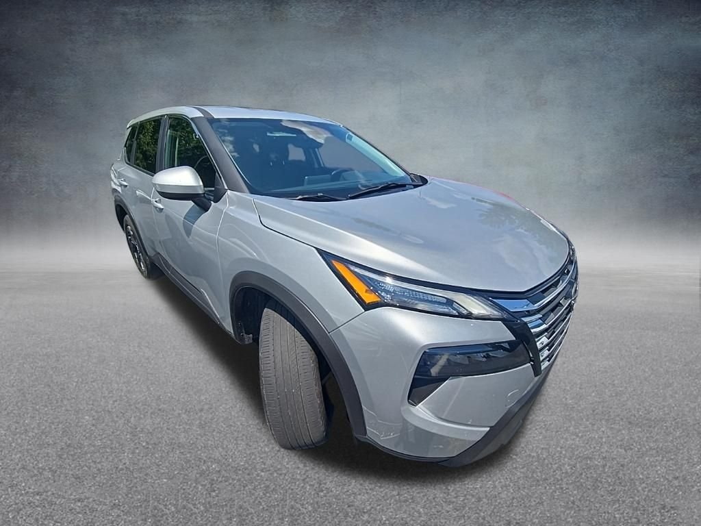 Used 2025 Brilliant Silver Metallic Nissan SV image 9