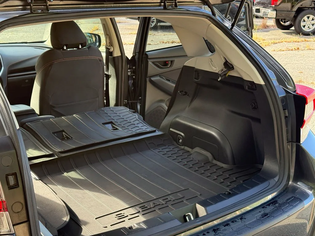 Used 2022 Gray Subaru Premium image 31