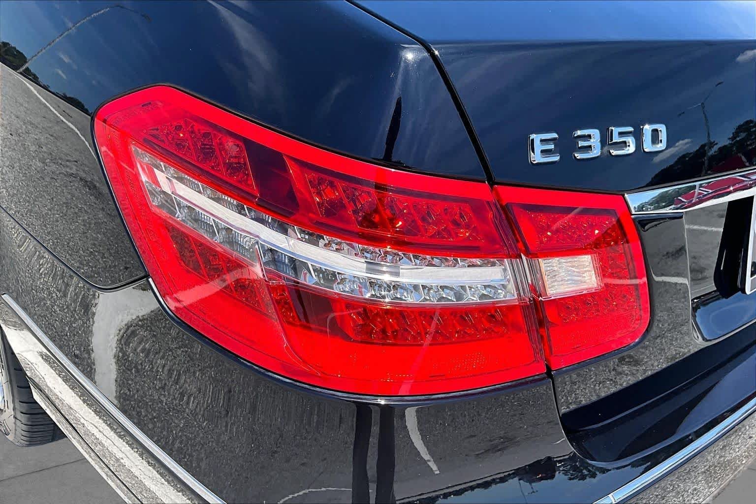 Used 2011 Black Mercedes-Benz E 350 Sport image 28