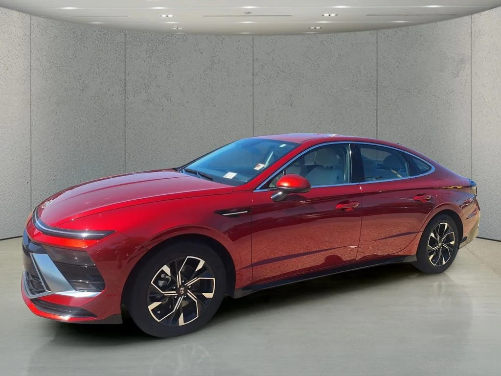 2025 Hyundai Sonata SEL's photo