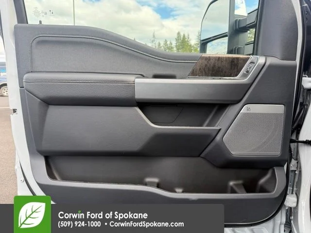 New 2026 Avalanche Ford Lariat image 18