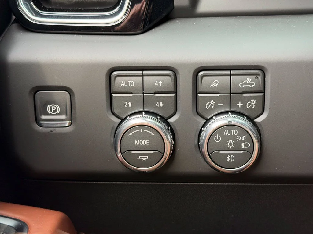 2026 GMC Sierra 2500HD Denali Ultimate - Photo 23