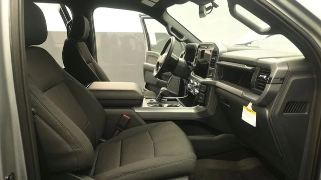 New 2026 Iconic Silver Metallic Ford XLT image 15