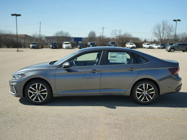 New 2026 Platinum Gray Metallic Volkswagen 1.5T SE image 10