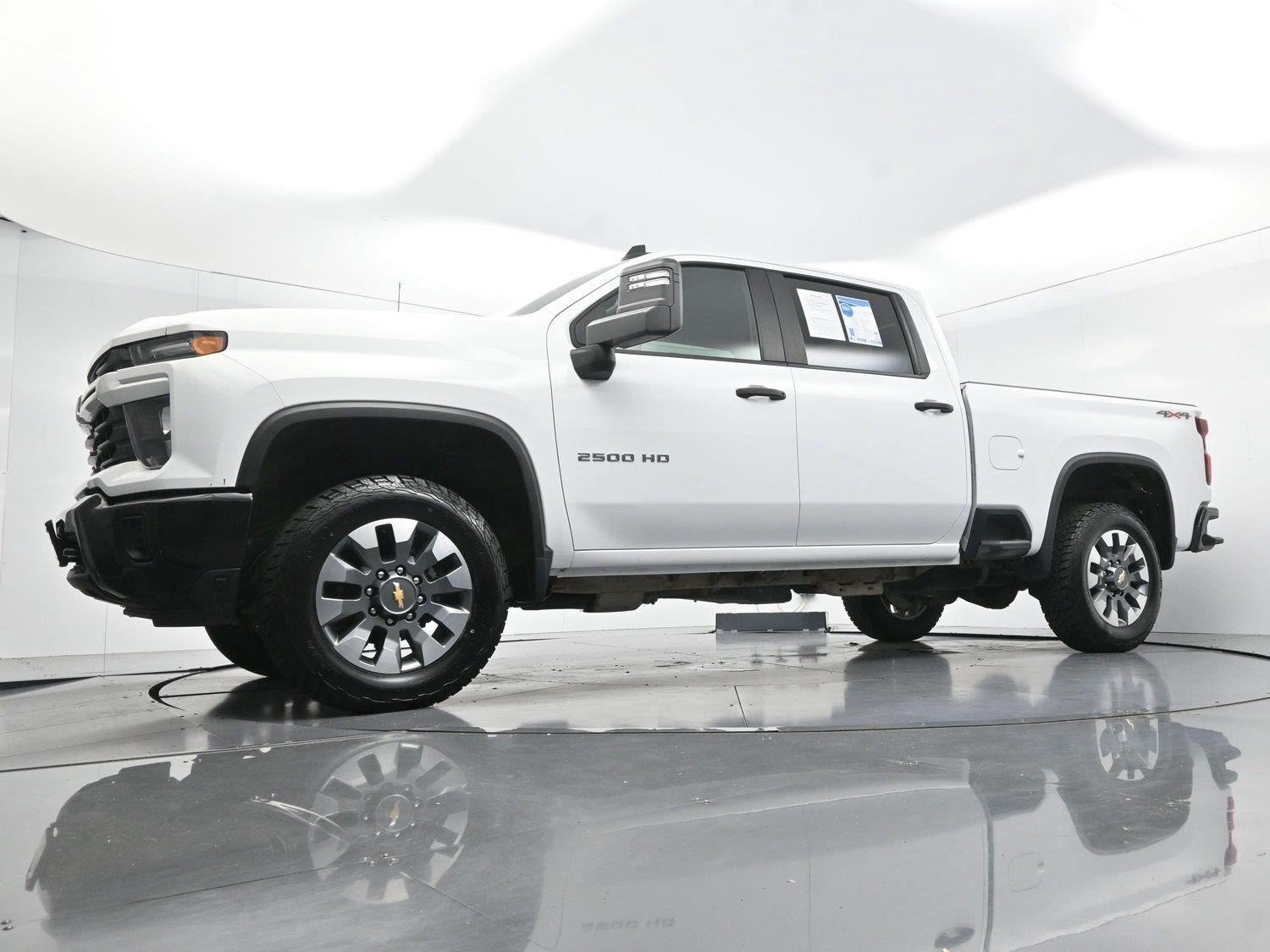 Used 2024 Summit White Chevrolet Custom image 44