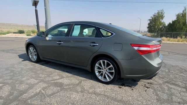 Used 2014 Cypress Pearl Toyota Limited image 6