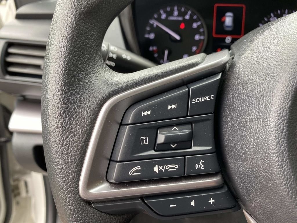 Used 2025 White Subaru Base image 18