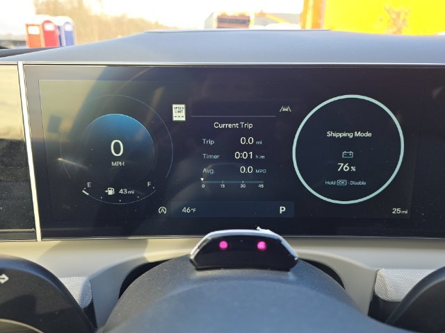 Used 2025 White Hyundai Limited image 15
