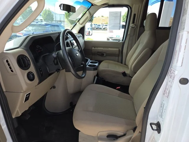Used 2013 White Ford Base image 10