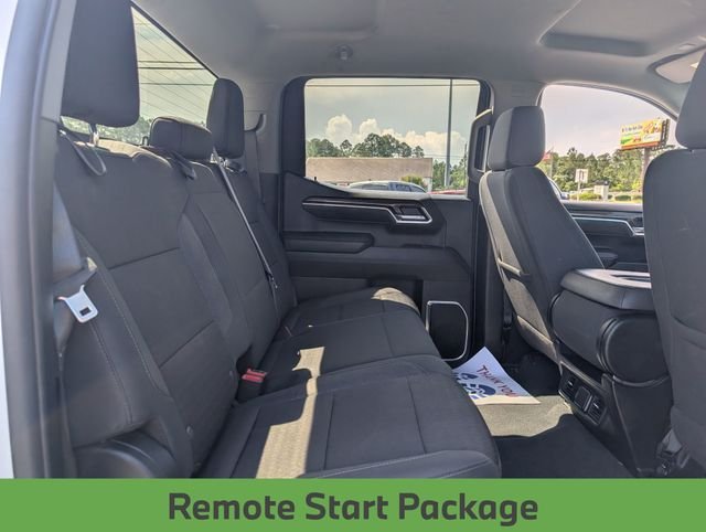 Used 2025 White Chevrolet LT image 25